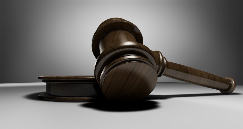 judge-3